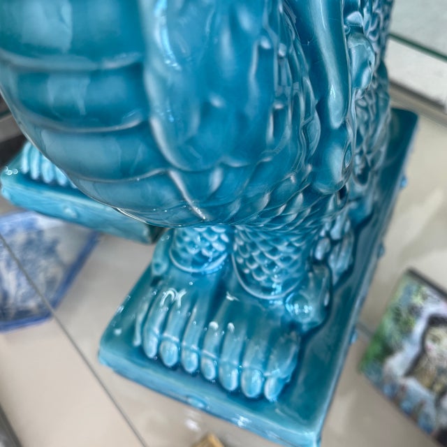 1960s Chinese Pair of Dragon Porcelain Statues For Sale In Miami - Image 6 of 8