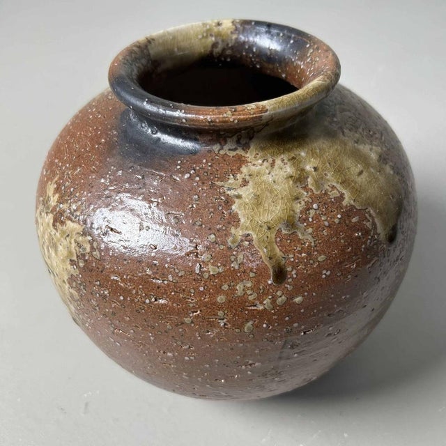 Brown Mid-Century Shigaraki Ikebana Flower Vase, 1960s For Sale - Image 8 of 17