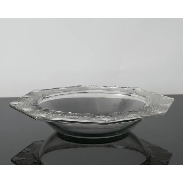 Signed on the base: Lalique France. This piece has an attribution mark, I am sure that it is completely authentic and take...