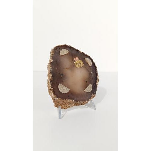 Gold Vintage Freeform Ashtray in Natural Carved Agate with Organic Rough Edges, 1960s For Sale - Image 8 of 16