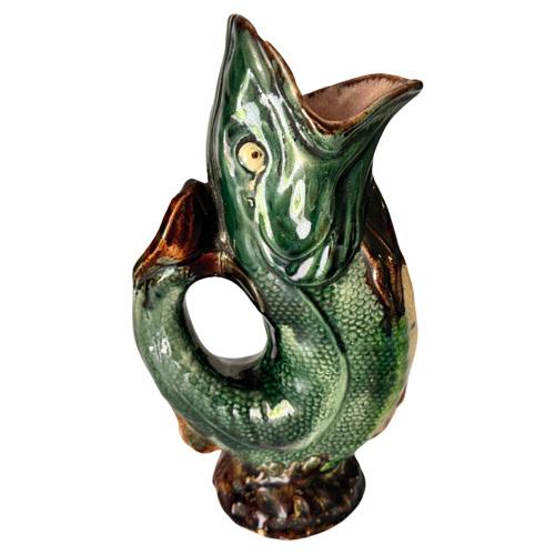 Majolica Gobbling Fish Jug in Green and Brown, England, 19th Century For Sale - Image 10 of 10