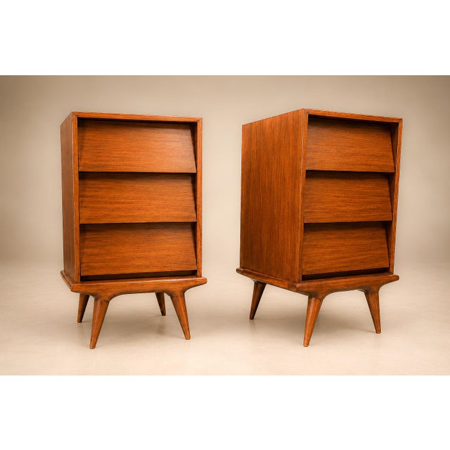 Mid-Century Modern Architectural Pair of Brazilian Modern Side Tables in Ivory Wood, Brazil, 1950s For Sale - Image 3 of 18