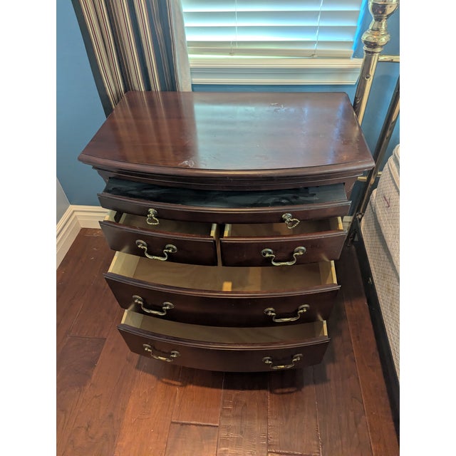 1990s Pair of Cherry Wood Pennsylvania House Curved Front 5 Drawer Dressers End Tables - Two (2) For Sale - Image 5 of 7
