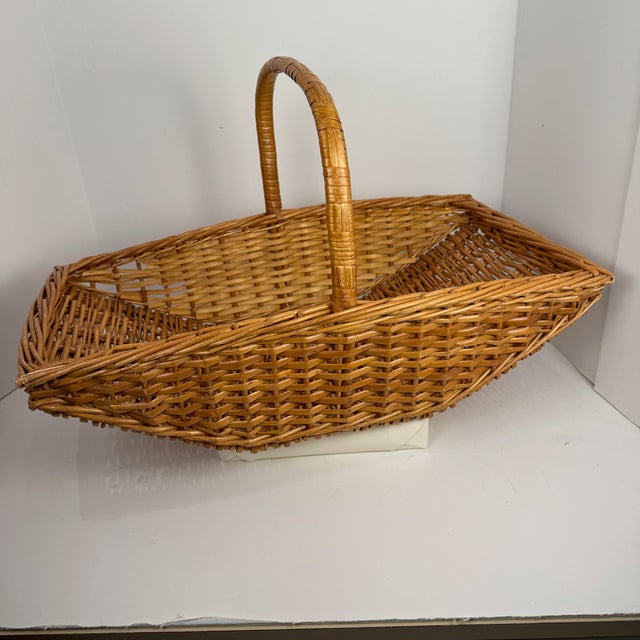 Vintage Woven English Willow/Wicker Garden Basket With Handle For Sale - Image 18 of 18
