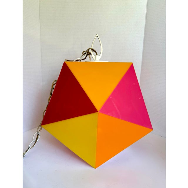 1963 Fredrick Ramond Geometric Space Age Acrylic Pendant Light For Sale In Los Angeles - Image 6 of 10