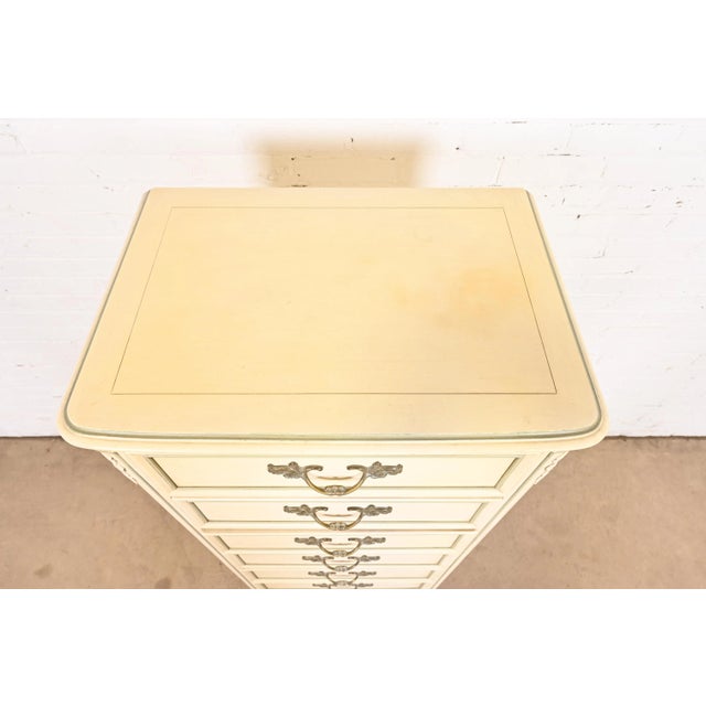 Kindel Furniture French Provincial Louis XV Cream Lacquered Lingerie Chest or Semainier, Circa 1960s For Sale - Image 9 of 12