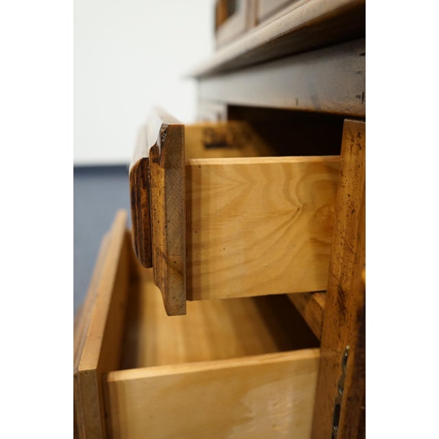 Stanley Furniture Solid Knotty Pine Rustic Farmhouse Americana 53" Lighted Display China Cabinet 7111-10 For Sale In Kansas City - Image 6 of 12