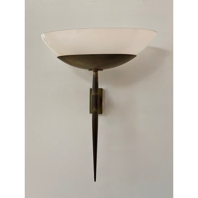 Vintage Art Deco Wall Sconce in Brass and Acrylic Glass, France, 1930 For Sale - Image 4 of 11