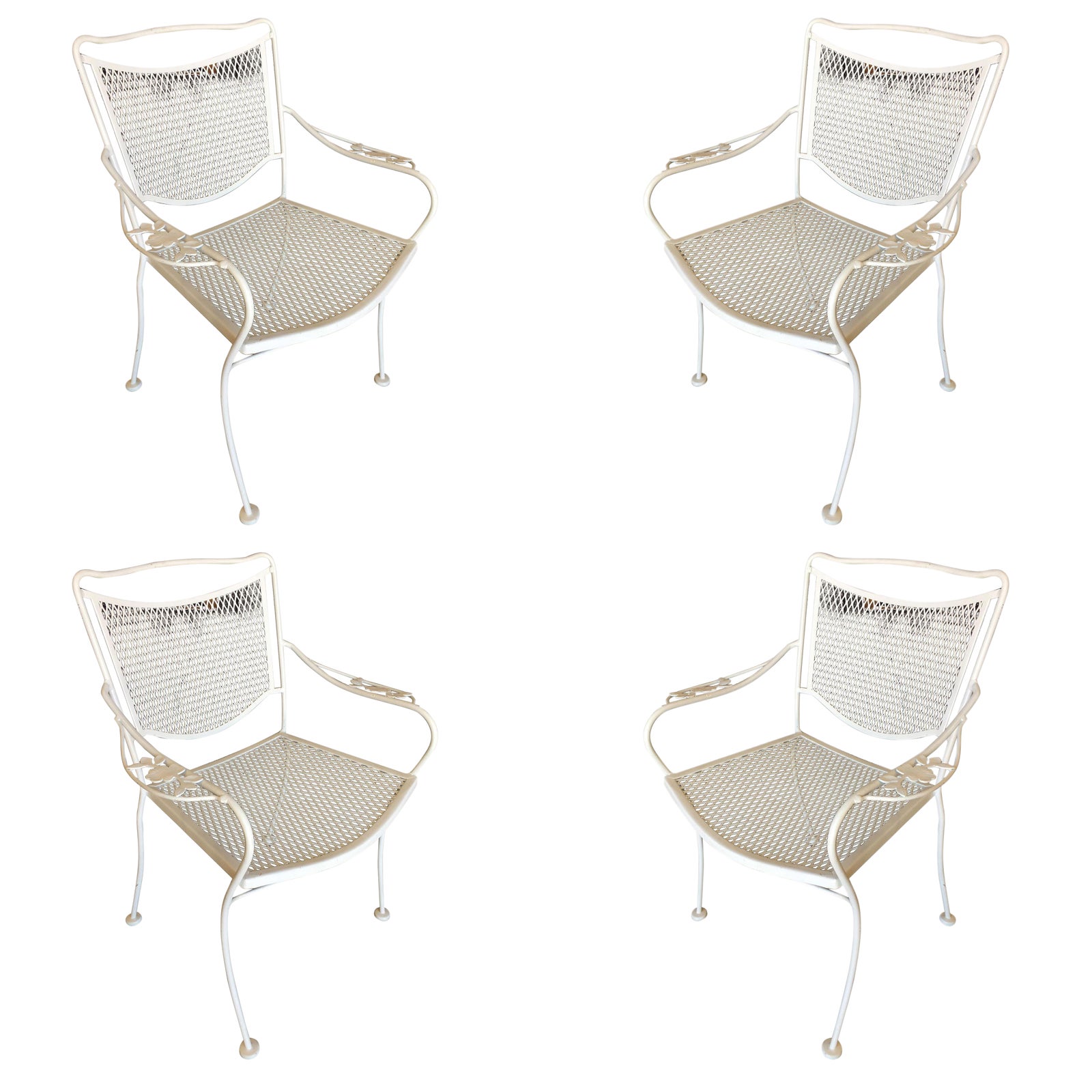 Woodard Company Mesh Outdoor Patio Chair With Leaf Pattern Arms Set Of Four Chairish