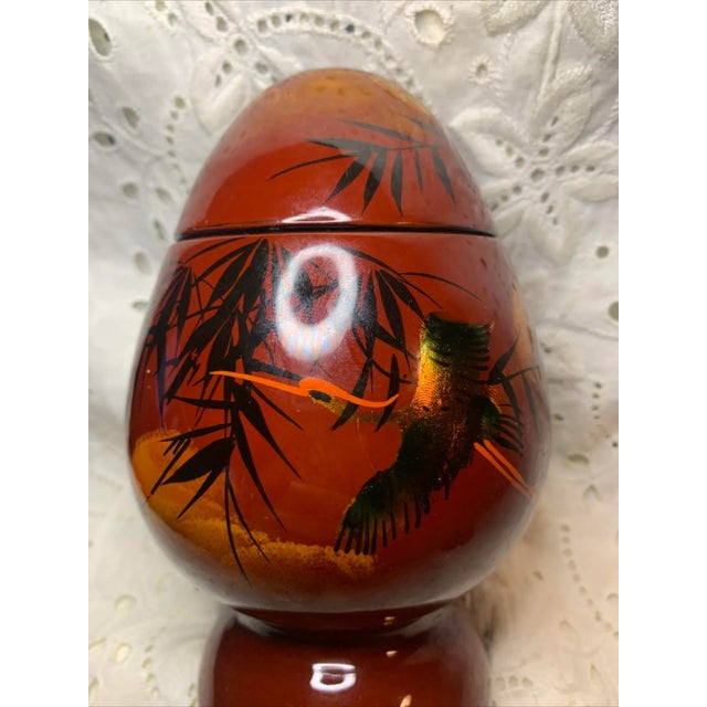 1970s Vintage Asian Hand Painted Lacquerware Egg Shaped Box with Gold Cranes For Sale - Image 4 of 10