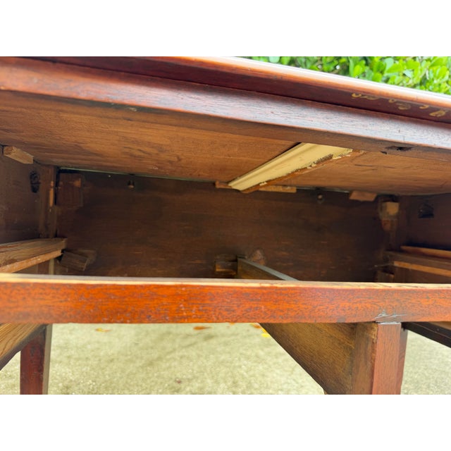 Antique Federal Style Mahogany Sideboard With Brass Hardware For Sale - Image 9 of 15