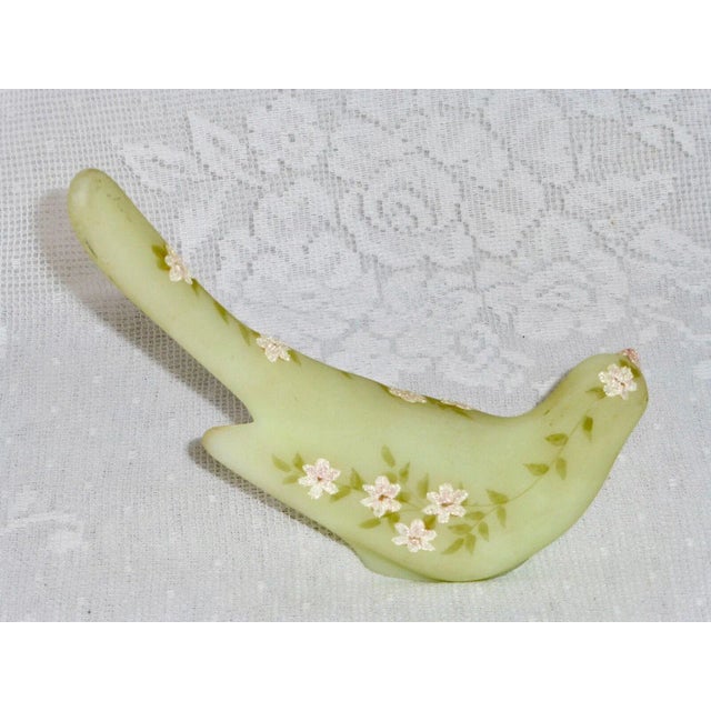 Vintage Mid 20th Century Fenton "Happiness Bird" Green Custard Satin Glass Glitter Pink Flowers Signed by B. Montgomery For Sale - Image 9 of 9