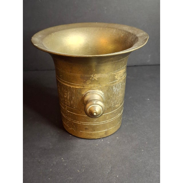 Antique Judaica Brass Mortar and Pestle Set Heavy 7.5lb Heavy Cast Found J. Greenstein Provenance For Sale - Image 10 of 18