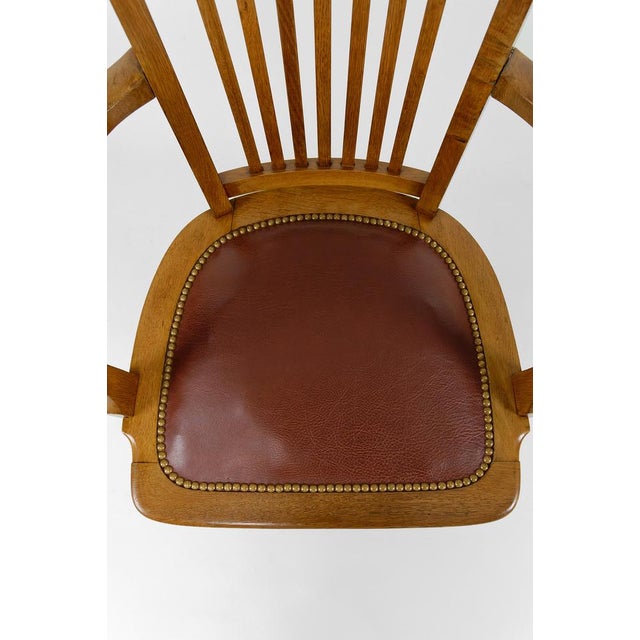 American Swivel Office Armchair in Oak with Leather Seat, 1900s For Sale - Image 9 of 18