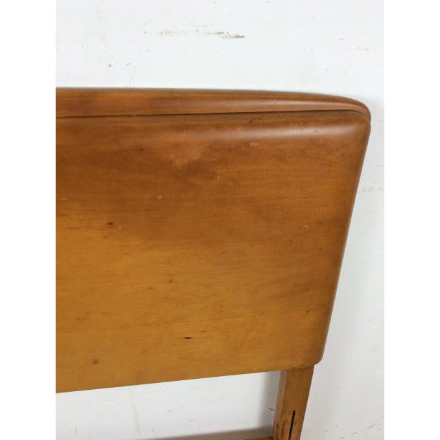 Heywood-Wakefield Mid Century Modern Headboard & Footboard by Heywood Wakefield For Sale - Image 4 of 12