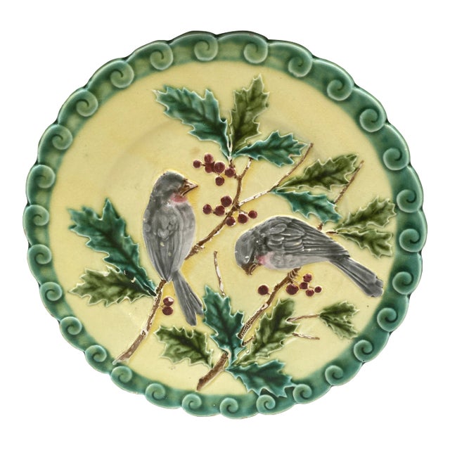 French Majolica Bird & Holly Plate Sarreguemines, Circa 1880 For Sale