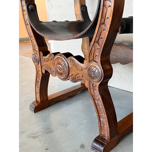 19th Pair of Carved Walnut Leather Savonarola Bench or Settee For Sale - Image 12 of 13