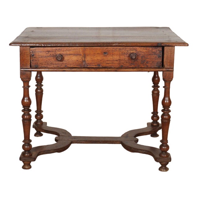 18th Century Oak Lamp Table For Sale