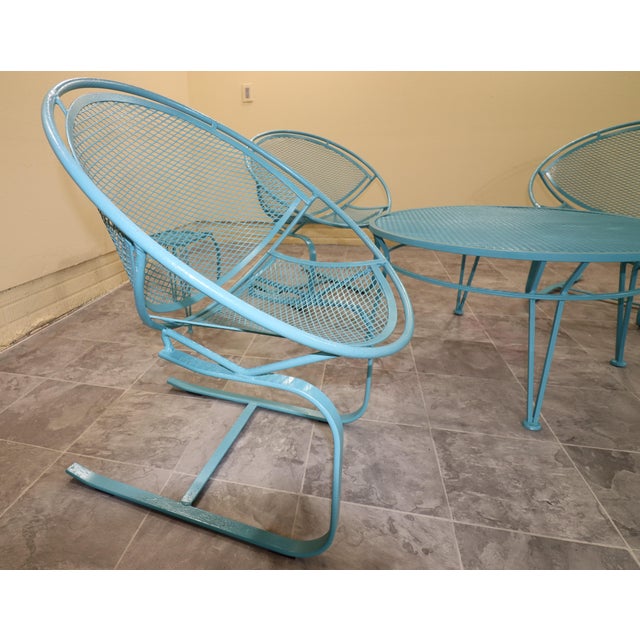 1950s Four Maurizio Tempestini for Salterini “Radar” Cantilever Lounge Chairs With Table, 1950s, Attributed For Sale - Image 5 of 17