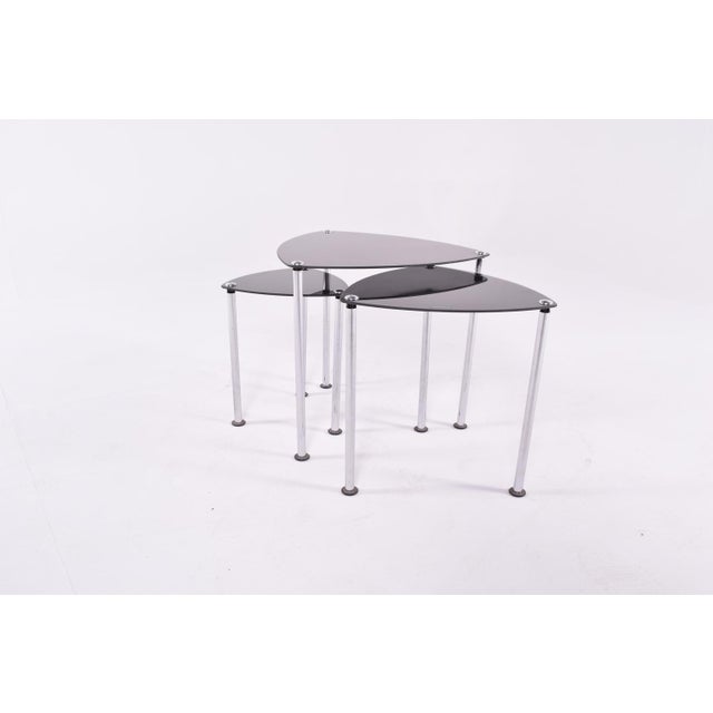 Chrome Plated & Glass Nesting Tables, 1980s, Set of 3 For Sale - Image 3 of 9