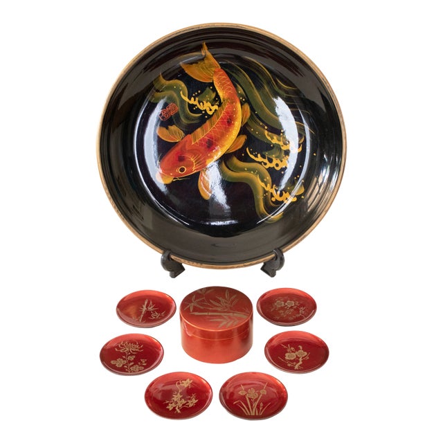 C. 1980s Japanese Lacquered Tray and Set of 6 Coasters in Box - 9 Pieces For Sale