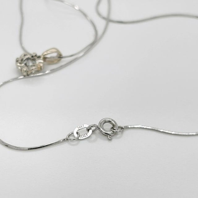 Vintage Round Brilliant Cut Diamond & 14K White Gold Pendant Necklace For Sale - Image 10 of 12