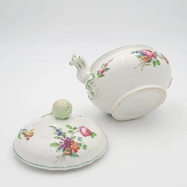 Ceramic Pair of Sauce Tureens, Germany Circa 1820 For Sale - Image 7 of 13