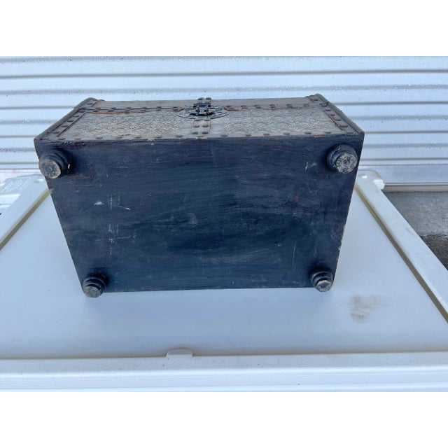 Mid 20th Century Vintage Decorative Wood Dome Treasure Chest Box For Sale - Image 9 of 10