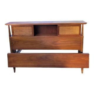 1964 Merton Gershun for American of Martinsville Queen Bed With Sliding Cane Doors For Sale