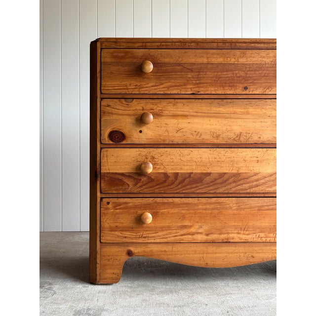 Lane Furniture Vintage Lane “America” Collection Pine Chest of Drawers For Sale - Image 4 of 18