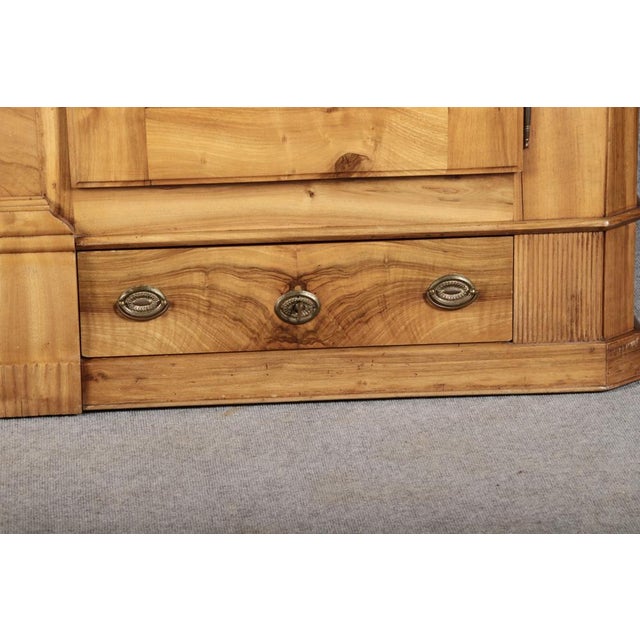 Early 19th Century Antique Louis XVI Biedermeier Walnut Cabinet, 1800s For Sale - Image 5 of 18