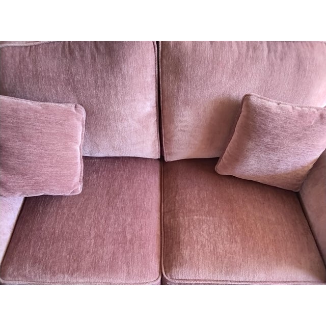 Hollywood Regency Vintage Hollywood Regency Style Carved Wood Pink Upholstered Loveseat For Sale - Image 3 of 15