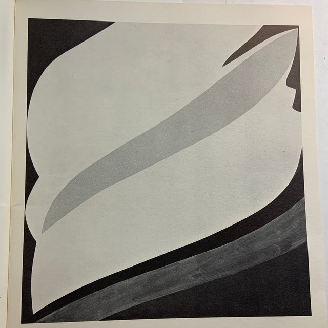 Contemporary 1971 Jack Youngerman Pace Gallery Book For Sale - Image 3 of 11