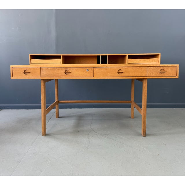 Vintage 1970s Danish Peter Lovig Mid Century Modern Desk in White Oak For Sale In Philadelphia - Image 6 of 11