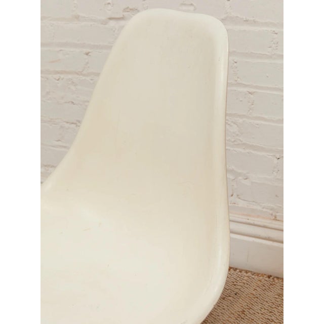 Mid 20th Century Single Tulip Chair For Sale - Image 10 of 11