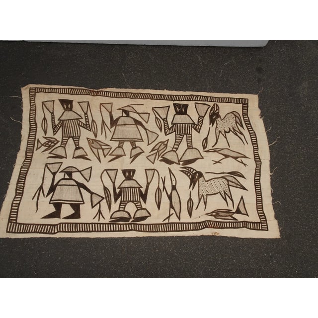 Unique Fabric in Good Vintage Condition. Could use a cleaning. Please see photos. Overall a Gorgeous Cut of Fabric that...