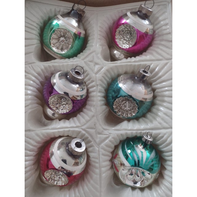 Awesome Shiny Brite Ornaments in Original Box For Sale - Image 15 of 16