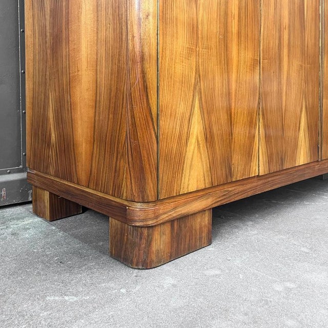 Mid-Century Modern Wardrobe in Walnut, 1960s For Sale - Image 14 of 18