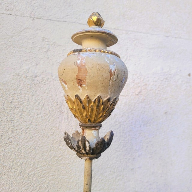 Large Early 19th Century Walnut Bed For Sale - Image 5 of 18