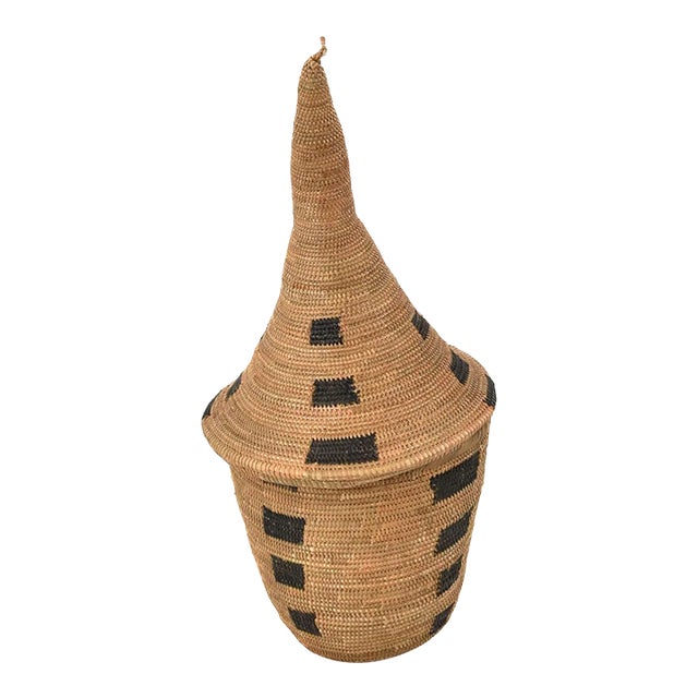 Early 20th Century Tutsi Basket with Lid Rwanda For Sale