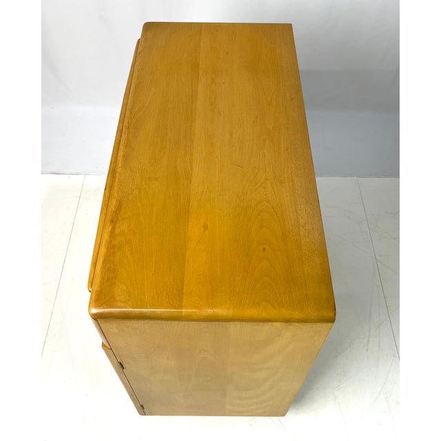 Mid-Century Modern Heywood-Wakefield "Wheat" Solid Birch Credenza / Cabinet (Model M 541, Dated 1957) For Sale - Image 11 of 16