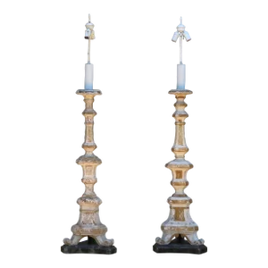 Pair of Early 20th Century Italian Hand-Carved Giltwood Neoclassical Floor Lamps