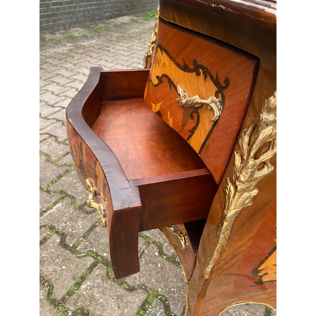 1960s French Louis XVI Mahogany Bronze Inlay Commode For Sale - Image 12 of 14