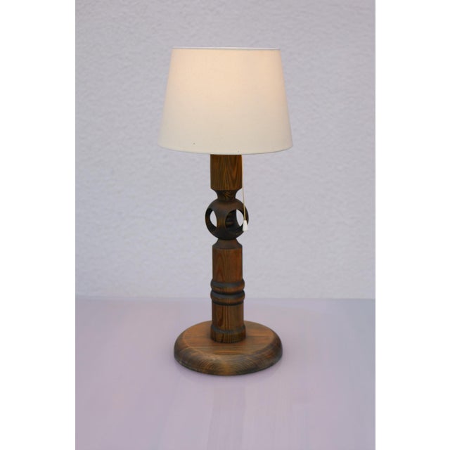 Brown Large Pine Table Lamp by Uno & Östen Kristiansson for Luxus, Sweden For Sale - Image 8 of 14