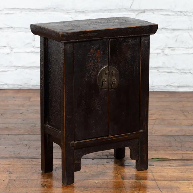 19th Century Chinese Qing Dynasty 19th Century Side Cabinet with Distressed Black Lacquer For Sale - Image 5 of 13