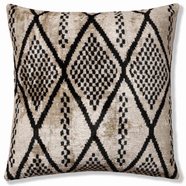 2020s Black & Ivory Geometric Silk Velvet Pillow 20x20 | Handmade Designer Cushion For Sale - Image 5 of 8