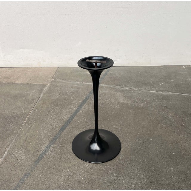 Mid-Century Modern Space Age Black Tulip Side Table Base by Eero Saarinen for Knoll International, 1960s For Sale - Image 18 of 18