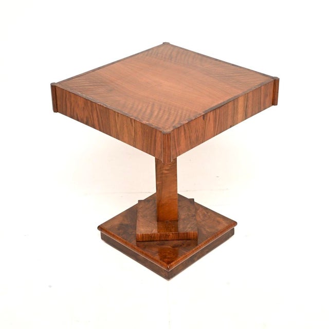 Mid-Century Modern Art Deco Figured Walnut Side Table, 1930 For Sale - Image 3 of 8