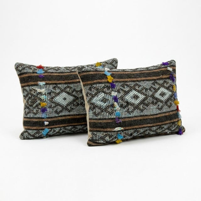 Mid-Century Modern Turkish Kilim Lumbar Pillow Cover 14'' X 20'' - Set of Two For Sale - Image 3 of 4