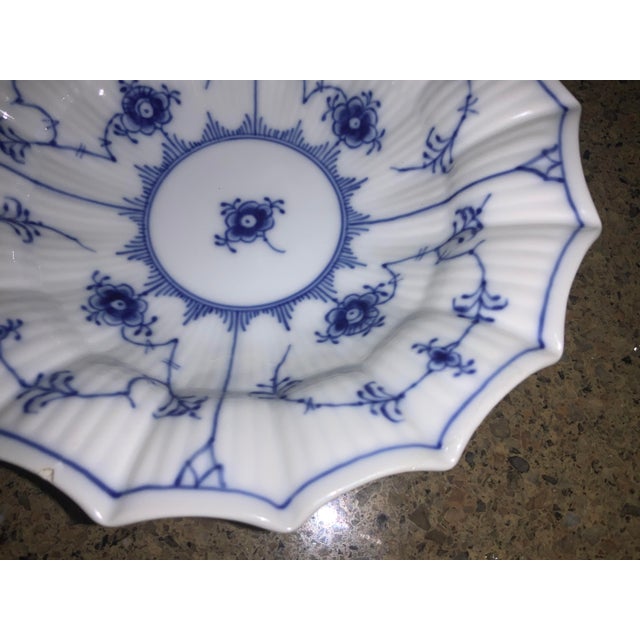 Traditional 1950s Royal Copenhagen Blue Fluted 16 Point Bowl 140 For Sale - Image 3 of 5